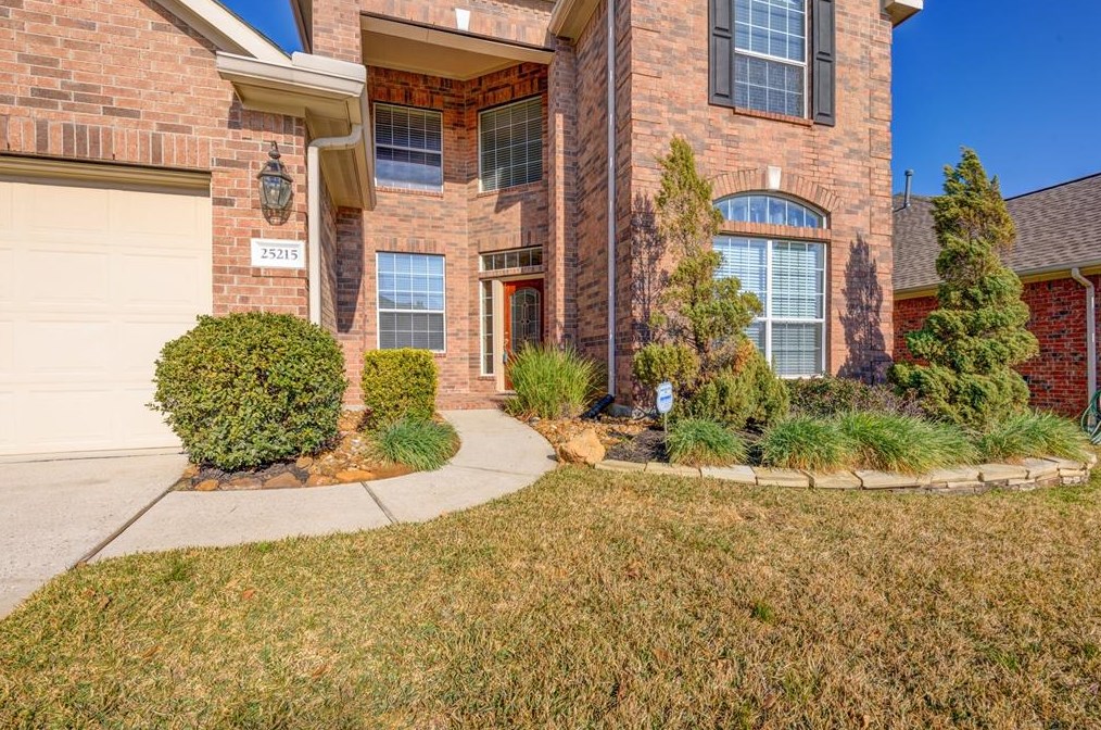 25215 Whistling Pines Ct, Spring TX  77389-4265 exterior