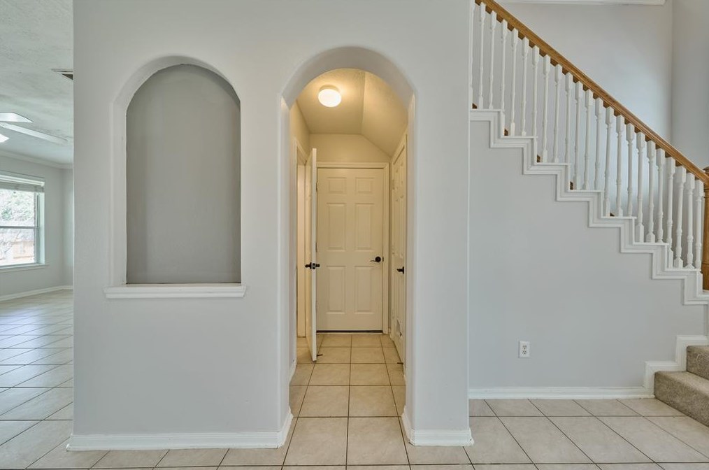 13618 Ingle Oak Ct, Houston TX  77041-1272 exterior