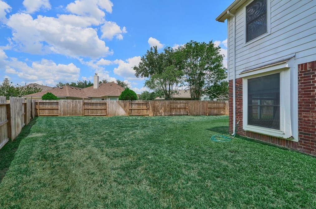 13618 Ingle Oak Ct, Houston TX  77041-1272 exterior