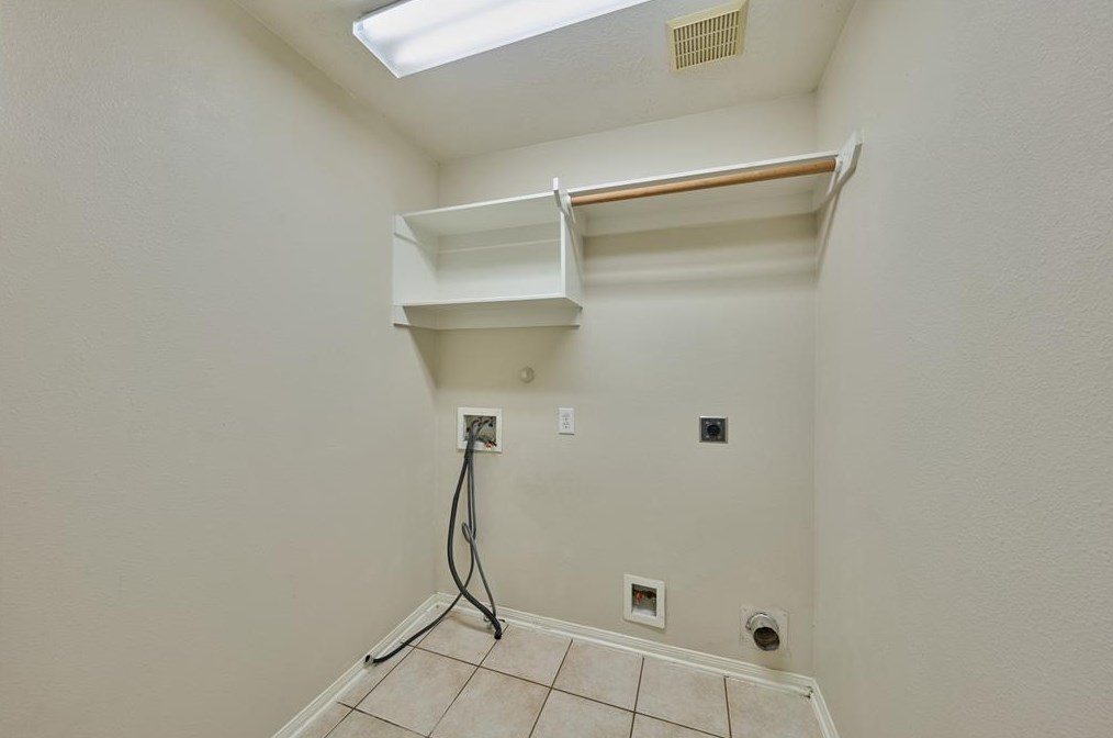 13618 Ingle Oak Ct, Houston TX  77041-1272 exterior