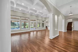 31 Maymont Wy, The Woodlands, TX 77382 - Photo 9