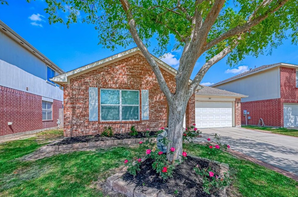 747 Brushy Glen Dr, Houston TX  77073-5467 exterior