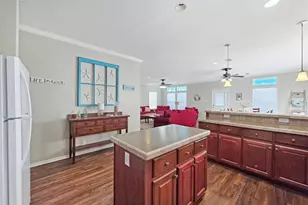 936 Surf Rd, Crystal Beach, TX 77650 - Photo 29