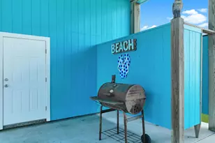 936 Surf Rd, Crystal Beach, TX 77650 - Photo 13
