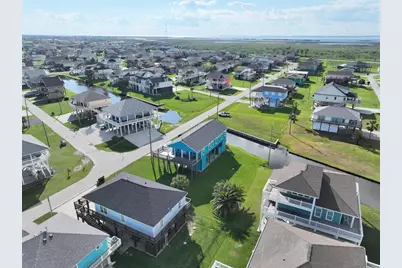 936 Surf Road, Crystal Beach, TX 77650 - Photo 47
