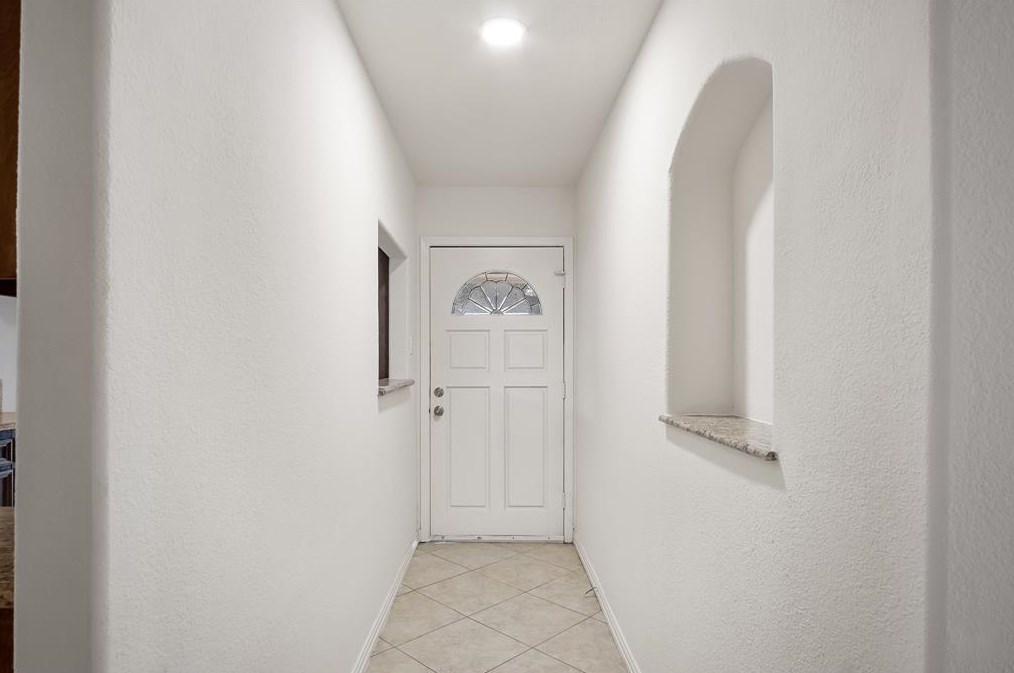 2818 Burke Rd, Pasadena TX 77502-5570 exterior