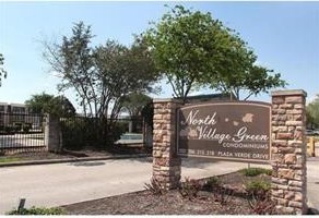 212 Plaza Verde Dr, Houston TX  77038-1450 exterior