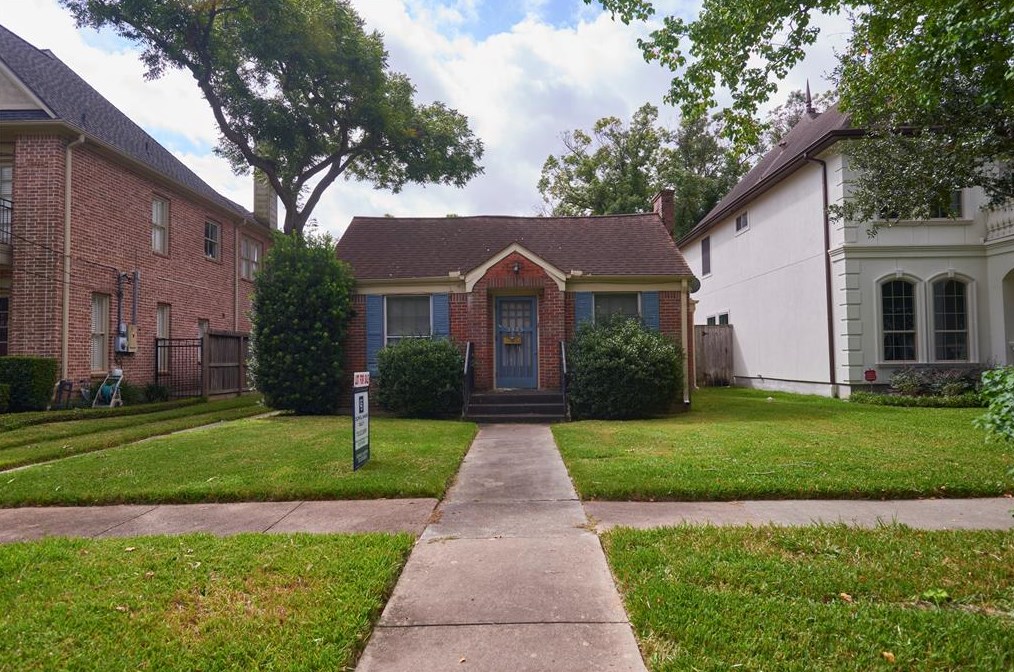 3925 Case St, Houston TX  77005-3603 exterior