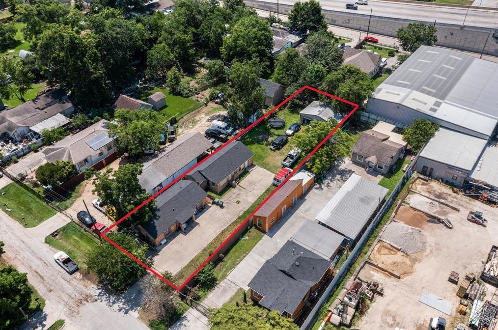 1518 Cresline St, Houston TX  77093-4420 exterior