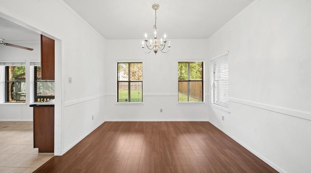 1507 New Cedars Dr, Houston TX  77062-2282 exterior