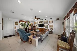 210 Debbie Ln, San Leon, TX 77539 - Photo 11