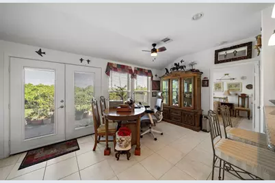 210 Debbie Lane, San Leon, TX 77539 - Photo 15