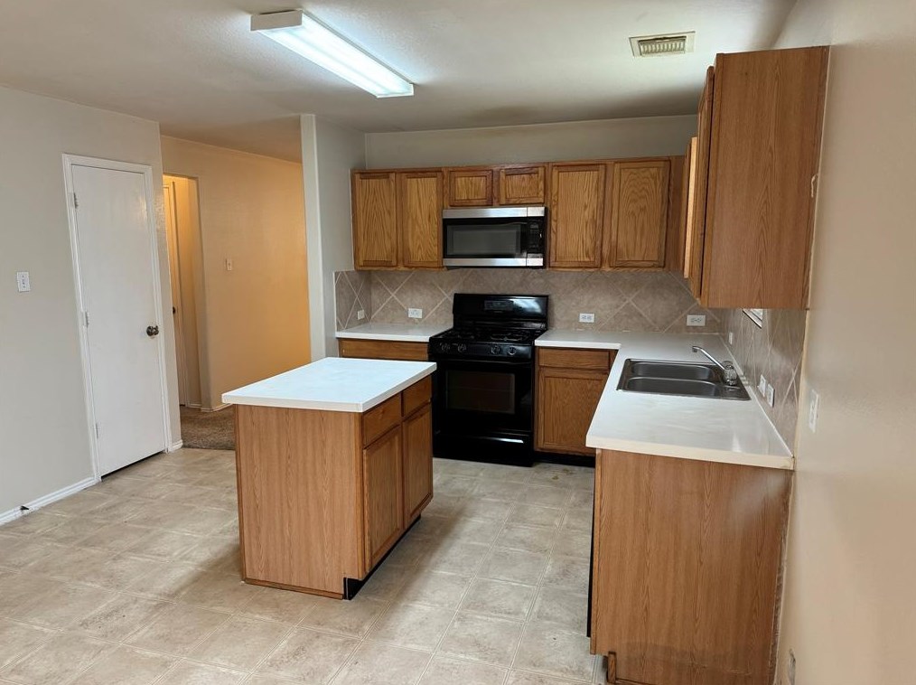 2203 Cold River Ct, Humble TX  77396-4193 exterior