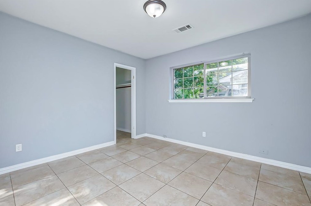 14143 Woodforest, Houston TX  77015 exterior