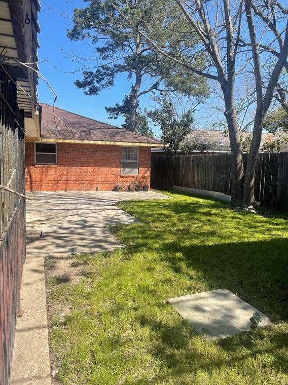 1802 Martha Ln, Pasadena TX  77502-2830 exterior