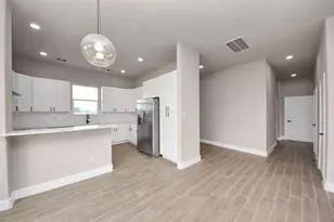 11141 Rd 5503, Cleveland, TX 77327 - Photo 5