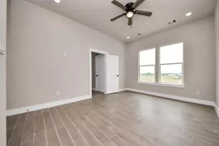 11141 Rd 5503, Cleveland, TX 77327 - Photo 39