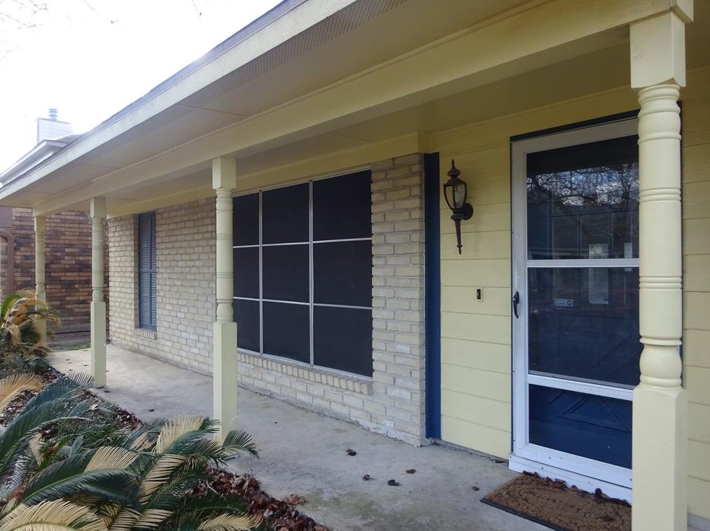 9631 Savile Cir, Houston TX  77065-4418 exterior