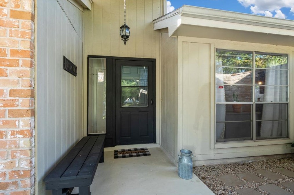 2723 Ferry Lndg, Sugar Land TX  77478-4314 exterior