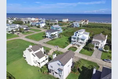 14463 Spyglass Circle, Galveston, TX 77554 - Photo 17