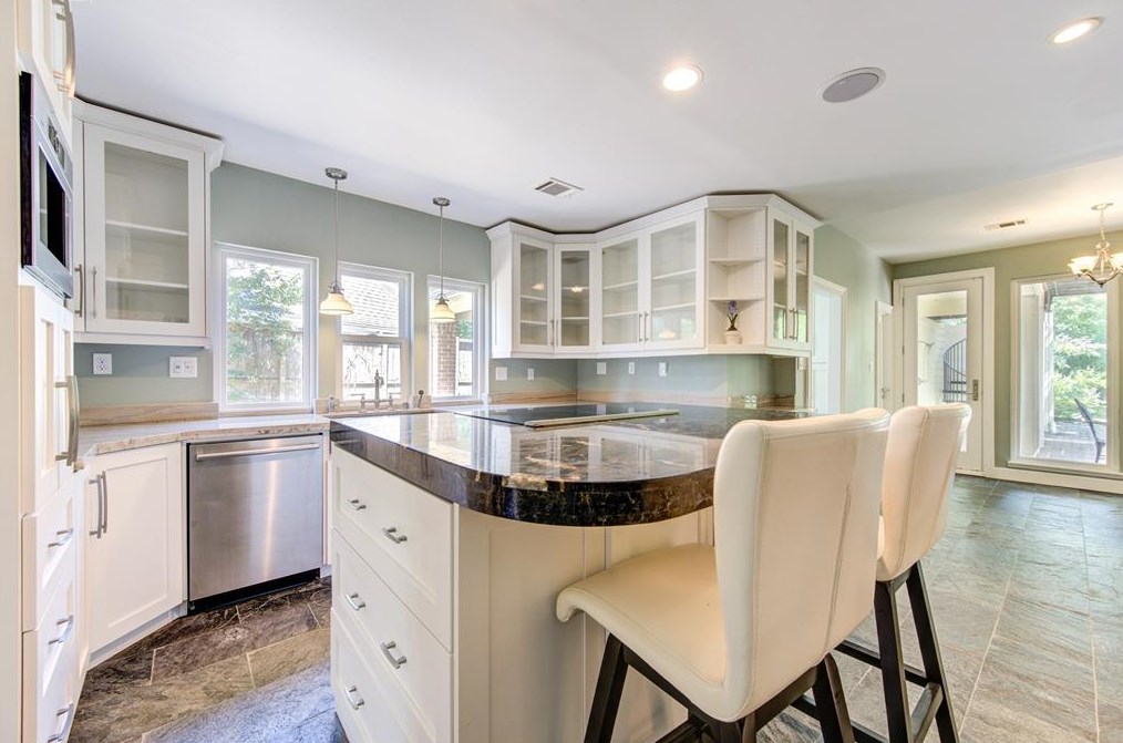 1214 Almond Grove Dr, Houston TX 77077-2505 exterior