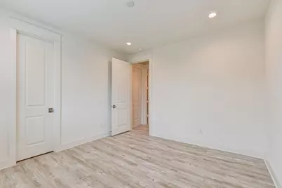 3512 Oak Forest Grove Drive, Houston, TX 77018 - Photo 17