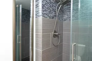 15703 Jersey Dr, Jersey Village, TX 77040 - Photo 9