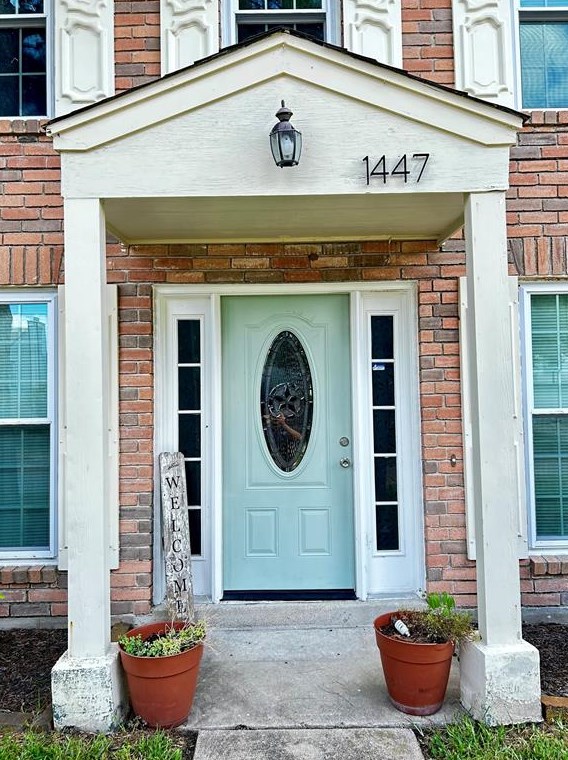 1447 Plumwood Dr, Houston TX  77014-2612 exterior
