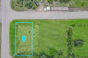 317 Woodson St, Willis, TX 77378 - Photo 1