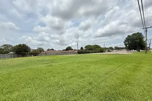 2702 Nall St, Port Neches, TX 77651 - Photo 1