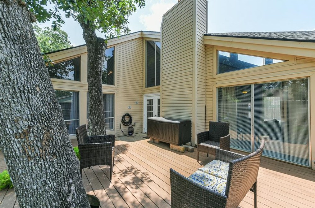 16231 Parksley Dr, Houston TX 77059-4714 exterior