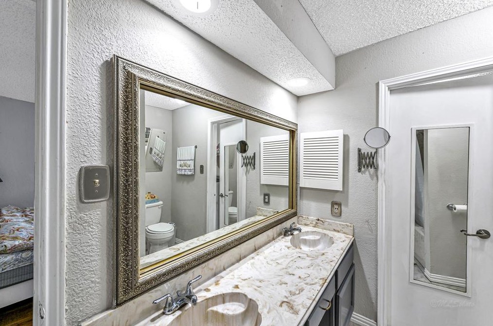 3206 Westwick Dr, Houston TX  77082-2229 exterior