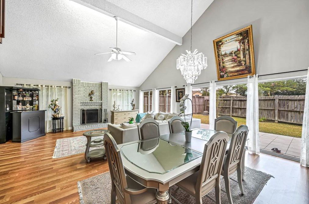 3206 Westwick Dr, Houston TX  77082-2229 exterior
