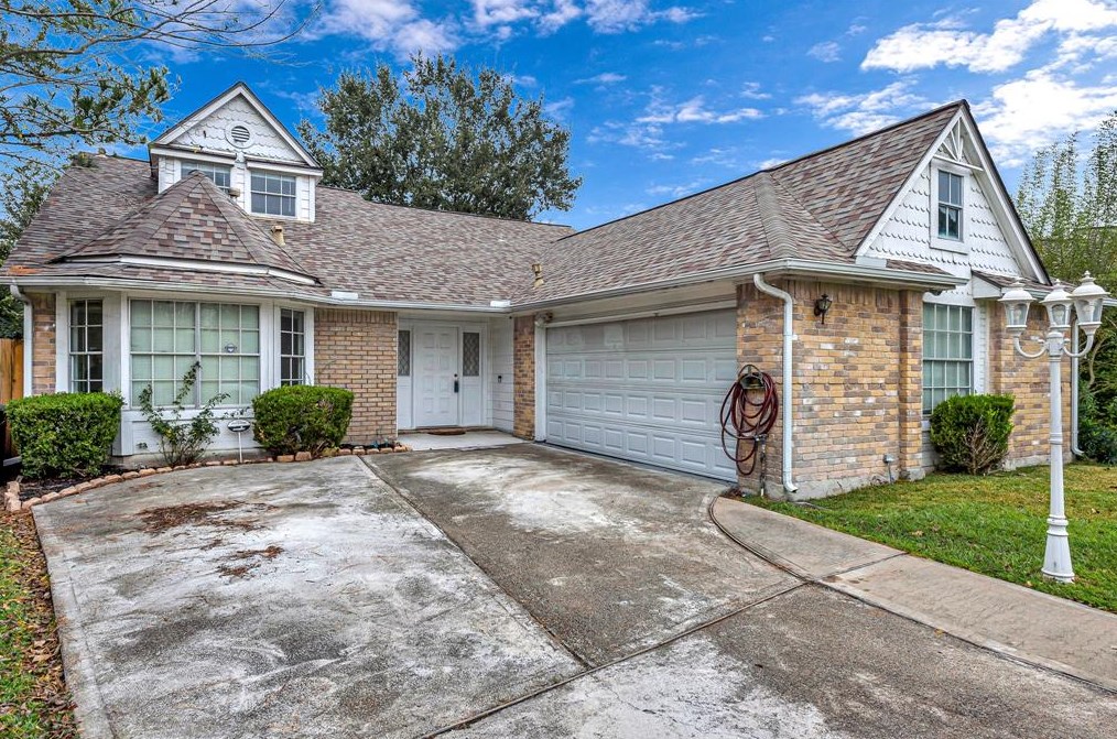 3206 Westwick Dr, Houston TX  77082-2229 exterior