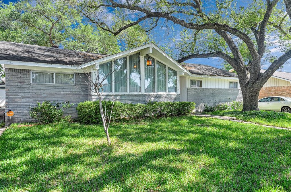 5814 Mcknight St, Houston TX  77035-2424 exterior