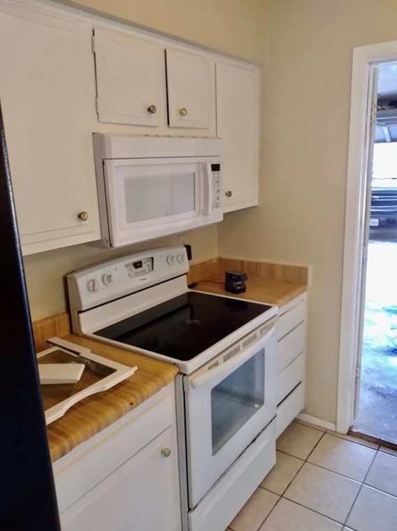 16307 Edgemont Dr, Houston TX  77053-4417 exterior