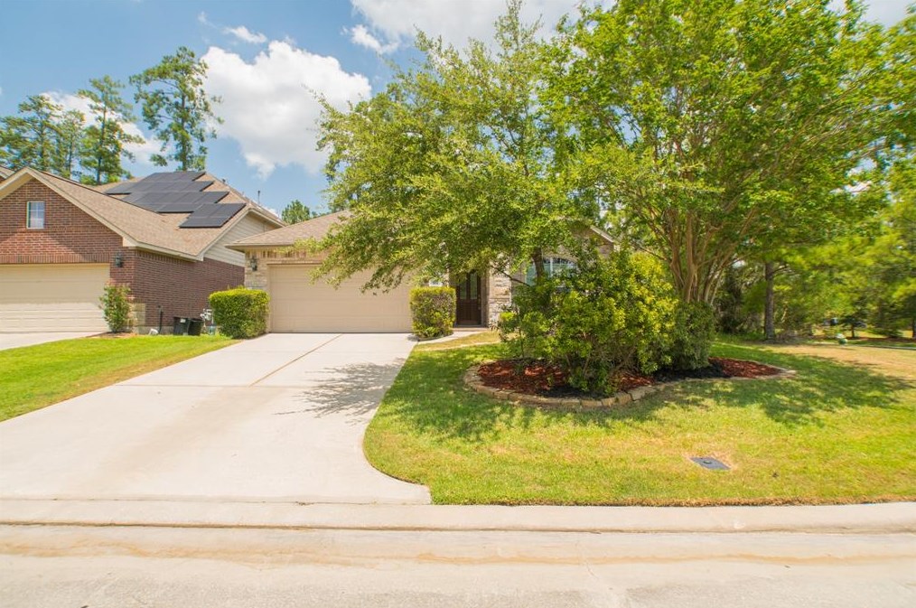 154 Tortoise Creek Way, Spring TX  77389-4337 exterior