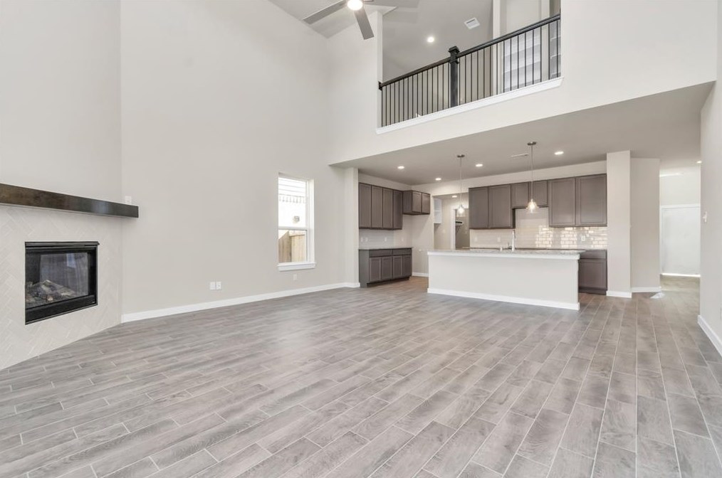 10914 Fall Fern Cir, Houston TX  77044-6210 exterior