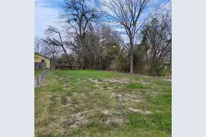 1425 E 34th Street, Houston, TX 77022 - Photo 3