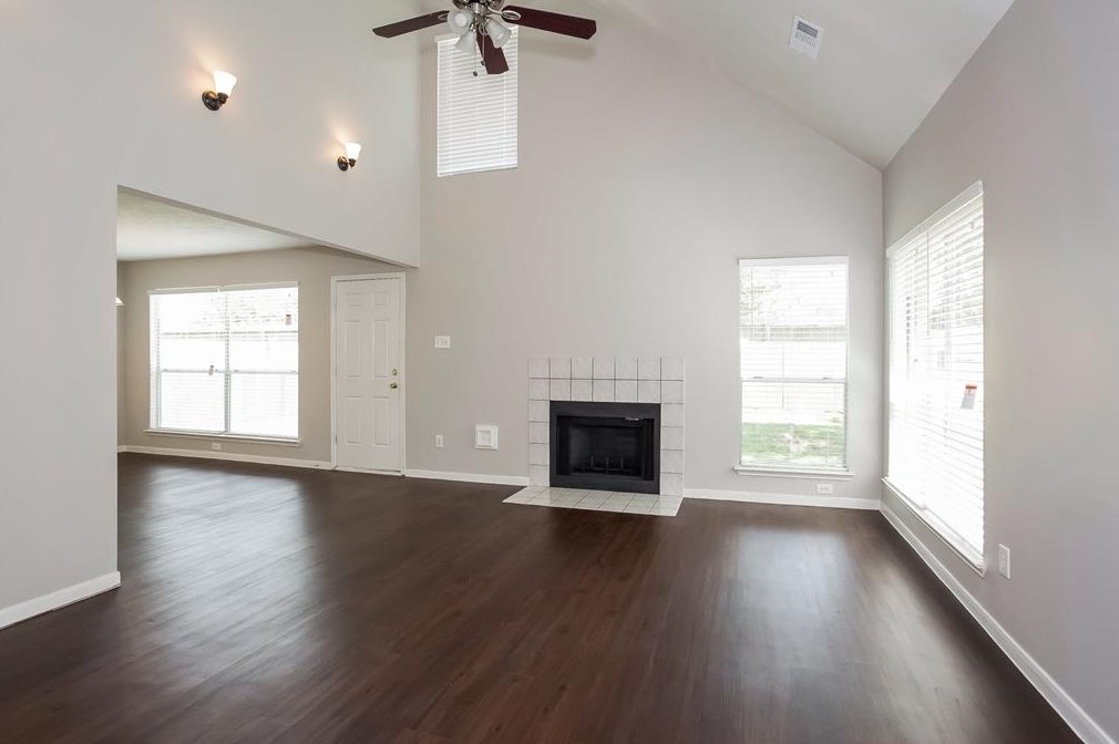 10326 Timberloch Dr, Houston TX  77070-4744 exterior