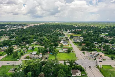 7631 Hirsch Road, Houston, TX 77016 - Photo 9