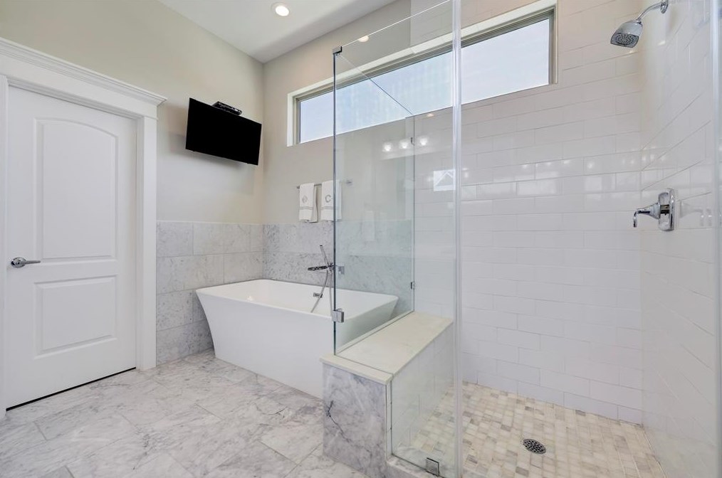 1603 15 St, Houston TX  77008-3423 exterior