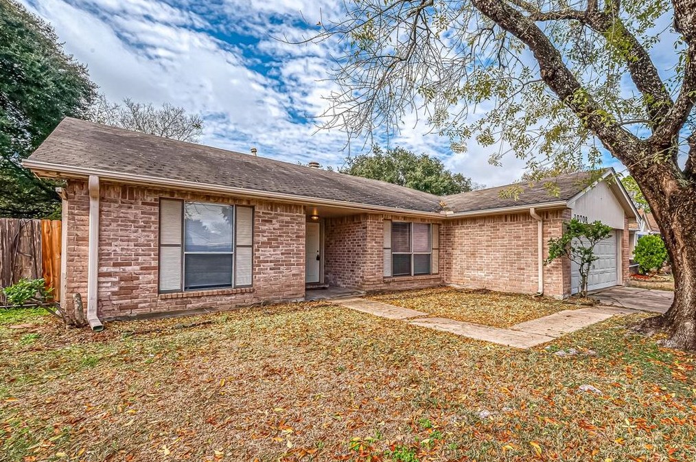 10708 Garden Place Dr, Sugar Land TX  77498-1754 exterior