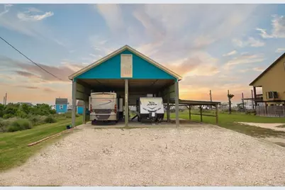 6194 S Shore Street, Sargent, TX 77414 - Photo 1