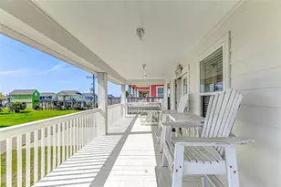 862 Holiday, Crystal Beach, TX 77650 - Photo 21
