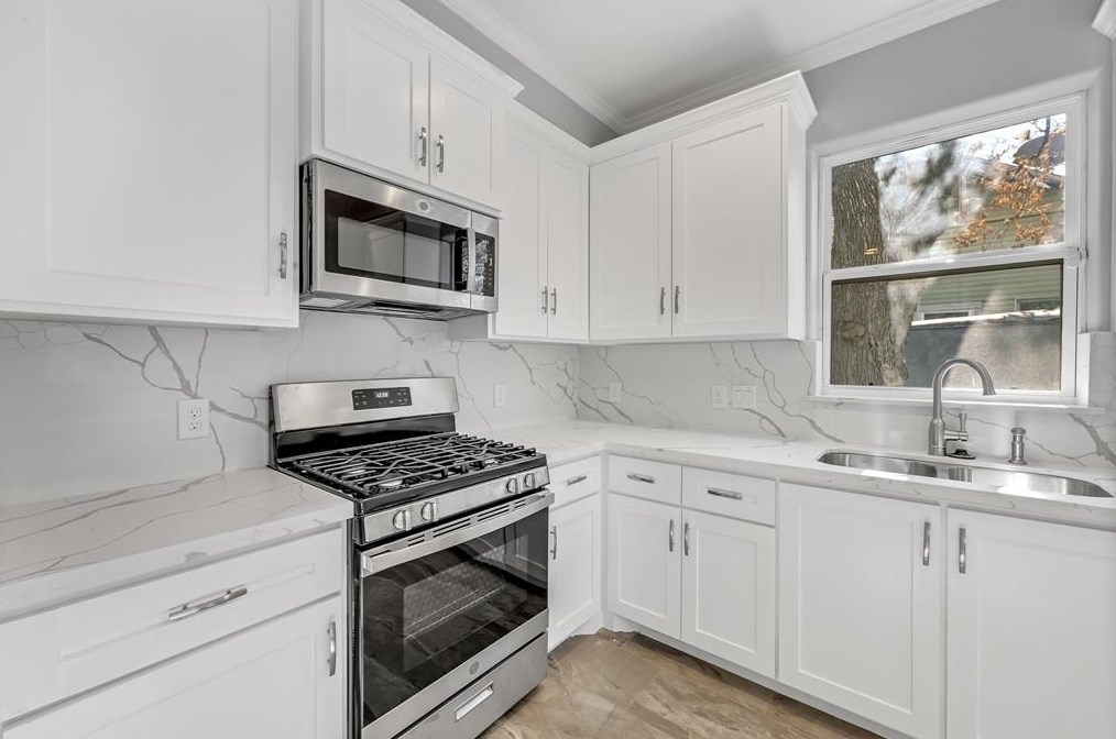 718 Zoe St, Houston TX  77020-5148 exterior