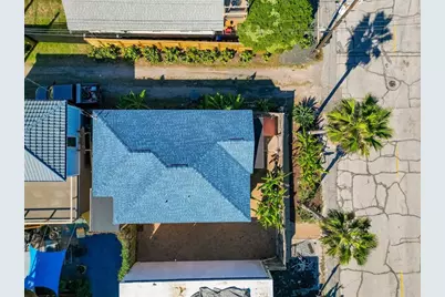 2415 31st Street, Galveston, TX 77550 - Photo 47