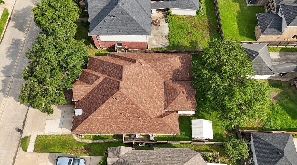 6423 Silver Cres Dr, Houston TX  77064-5156 exterior