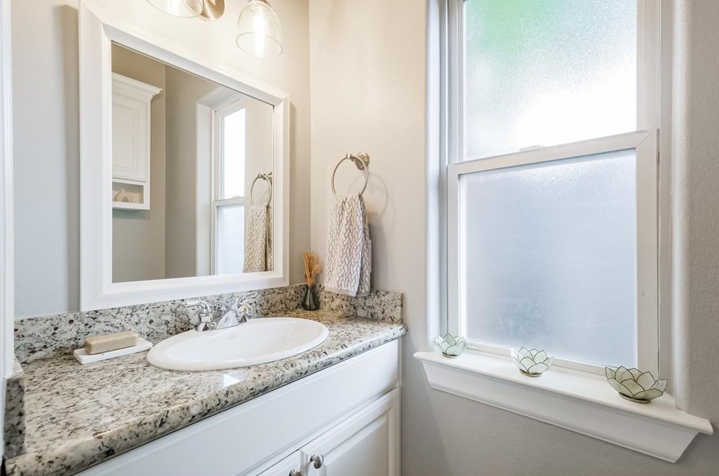 1511 15 St, Houston TX 77008-3421 exterior