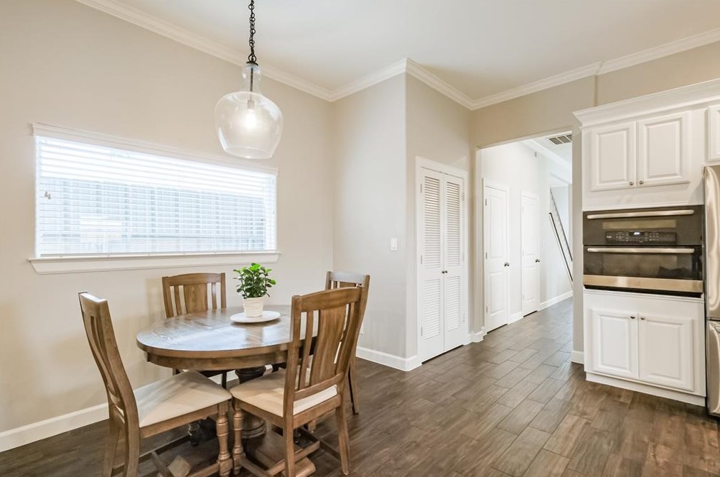 1511 15 St, Houston TX 77008-3421 exterior